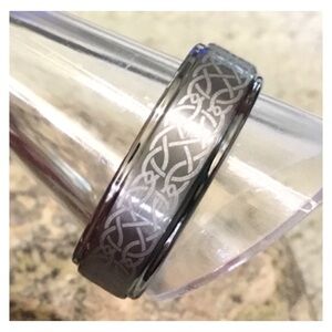 New! High Quality Mens Tungsten Carbide 13.5 Ring w/ Storage Box